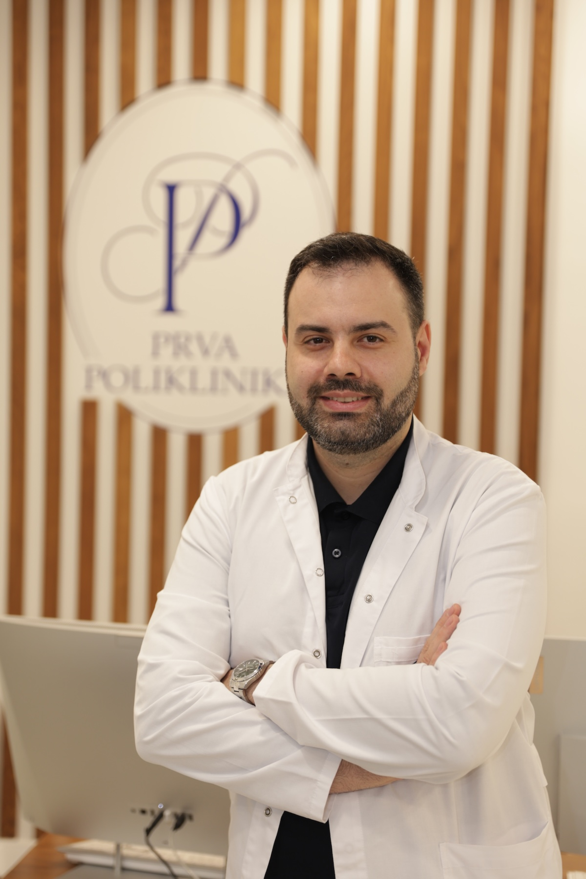 dr Dejan Radišić